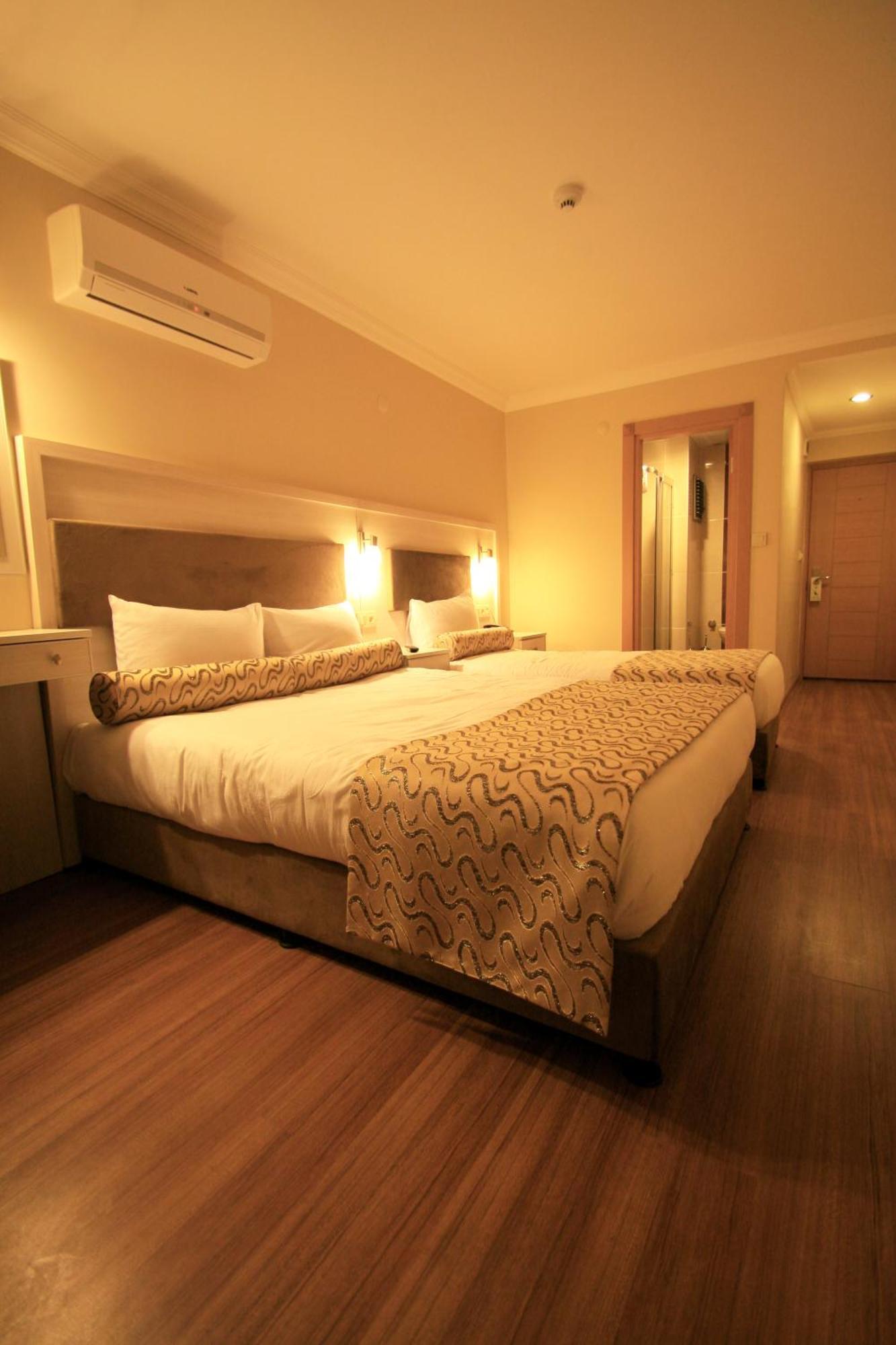 Grand Zeybek Hotel İzmir Ngoại thất bức ảnh