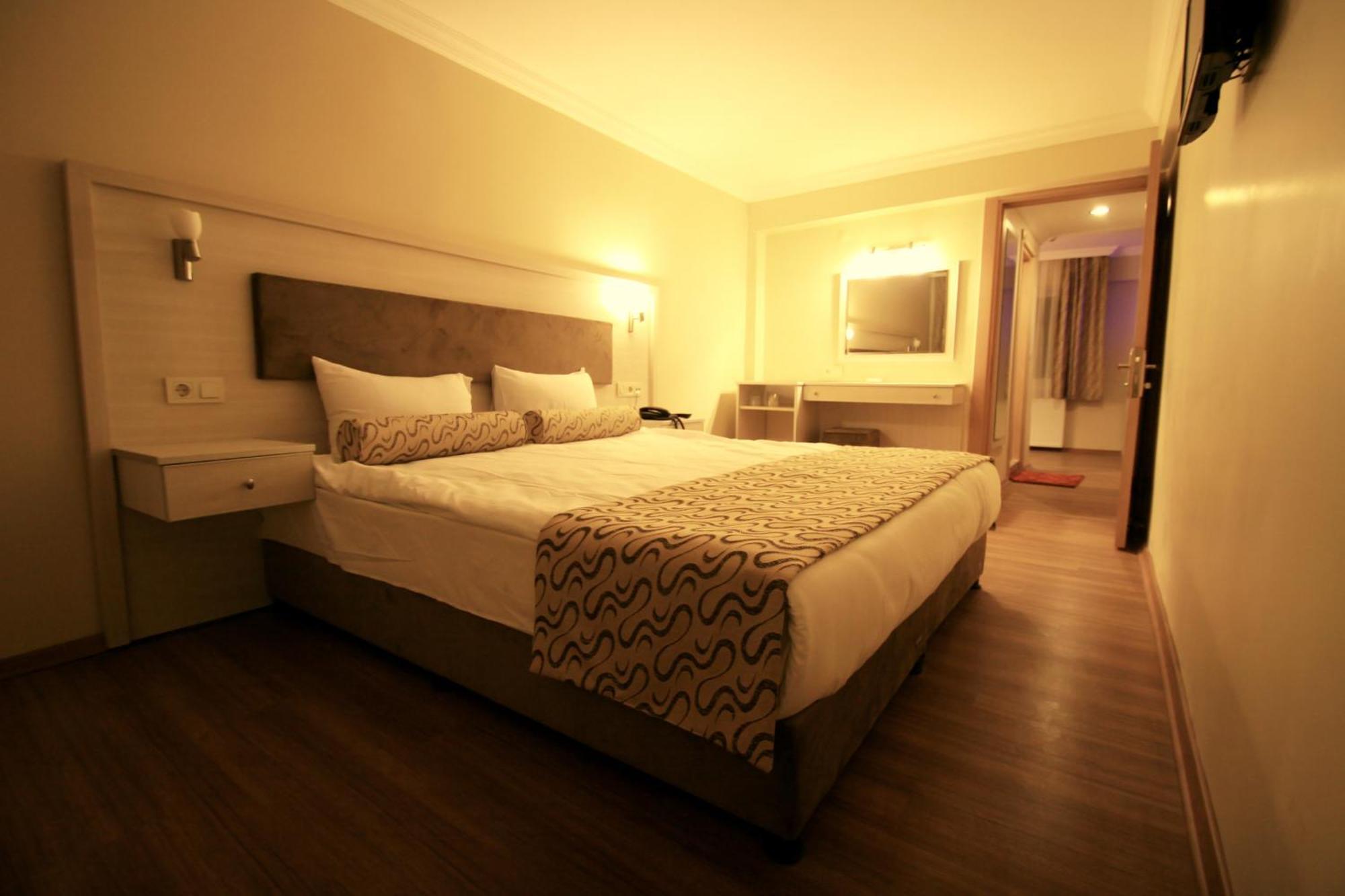 Grand Zeybek Hotel İzmir Ngoại thất bức ảnh