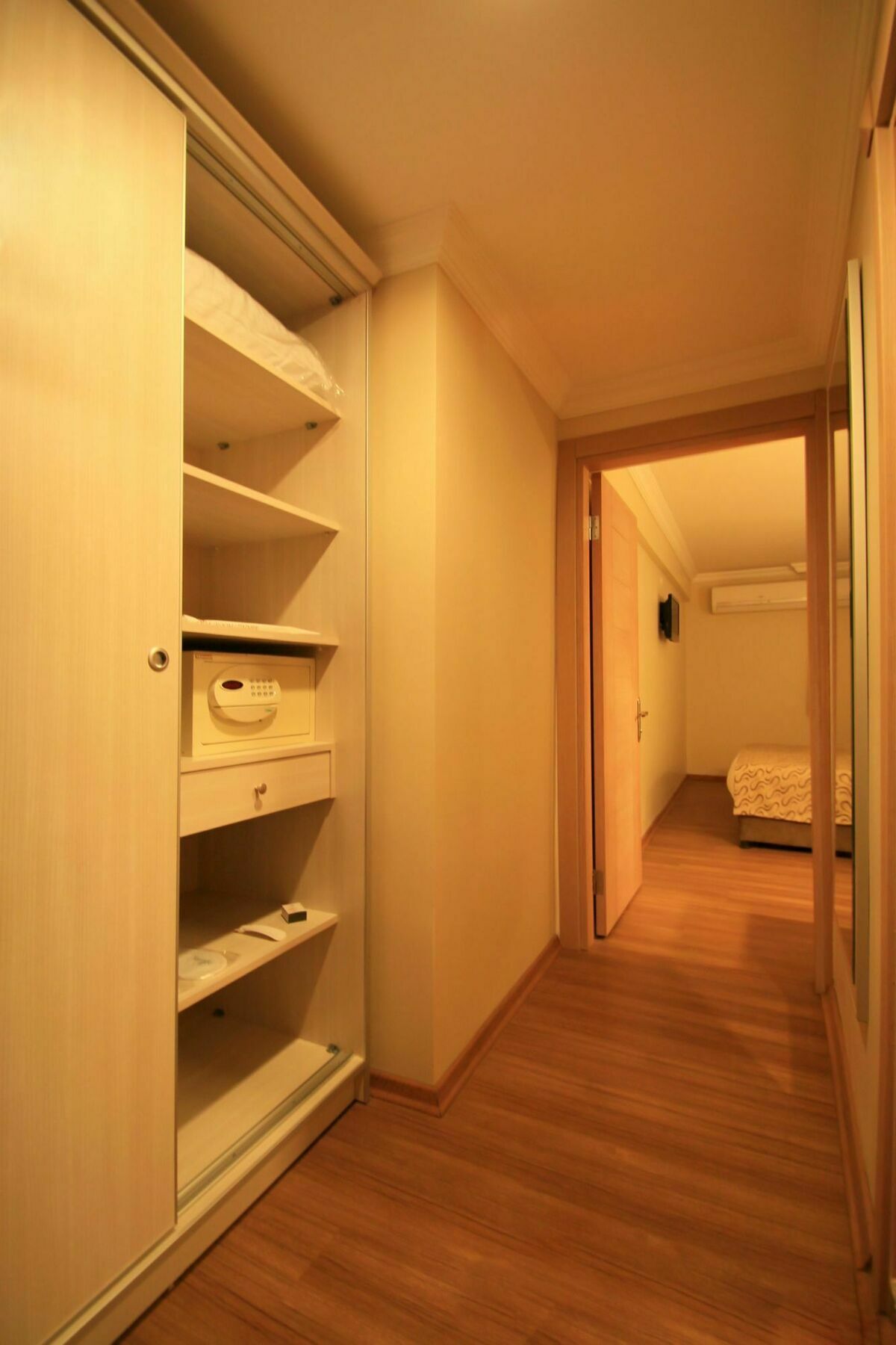 Grand Zeybek Hotel İzmir Ngoại thất bức ảnh