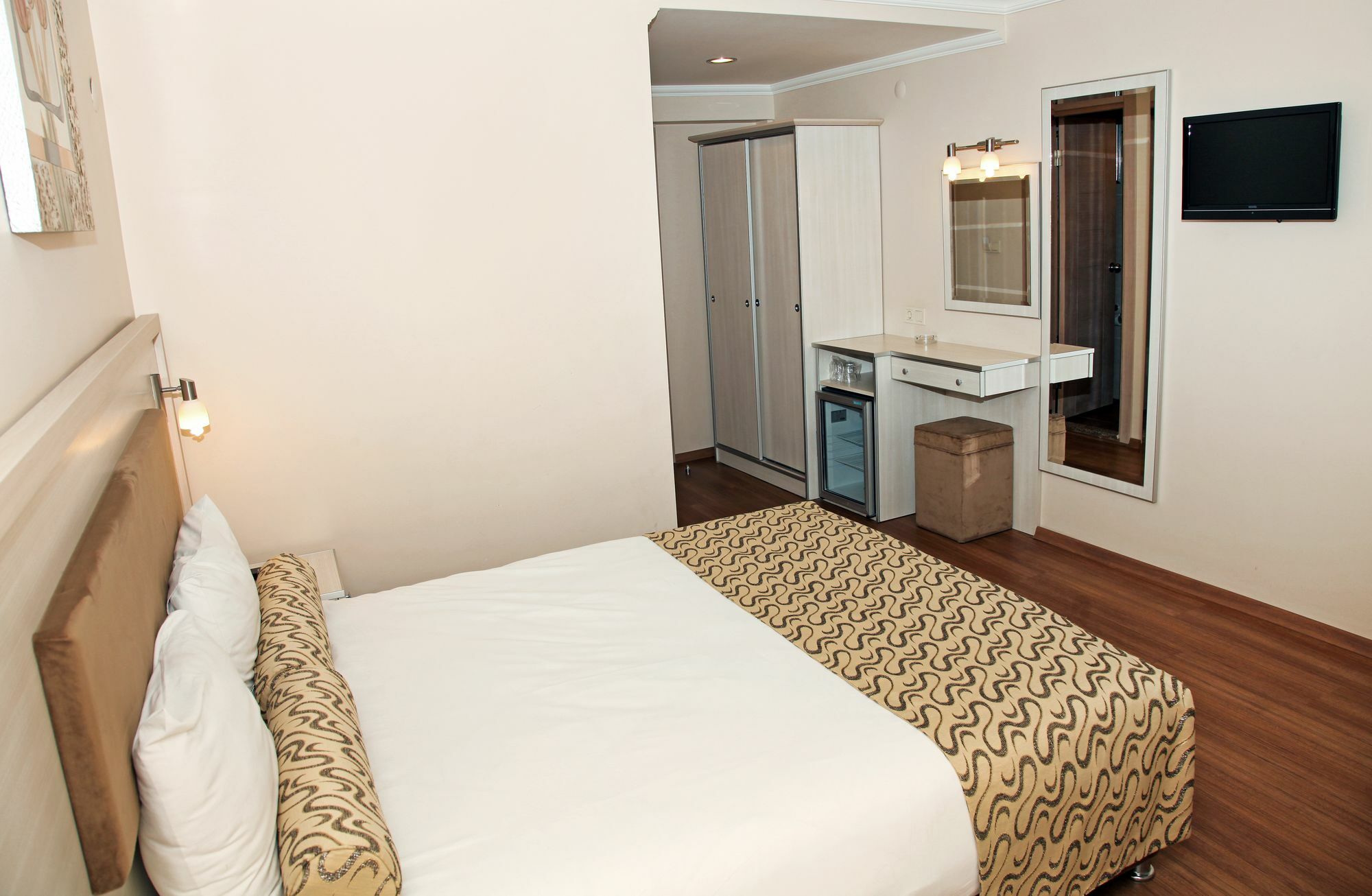 Grand Zeybek Hotel İzmir Ngoại thất bức ảnh