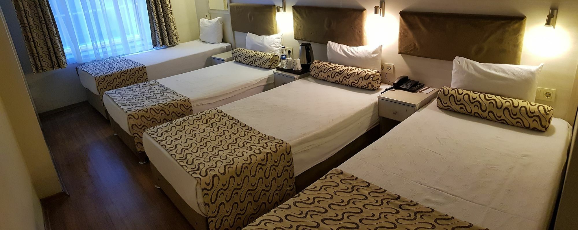 Grand Zeybek Hotel İzmir Ngoại thất bức ảnh